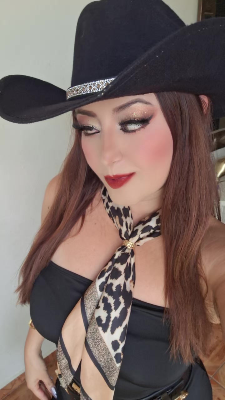 @Bren ❤️⚘️💋🍒🌹