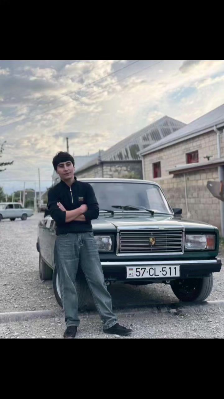 @İstifadəçi