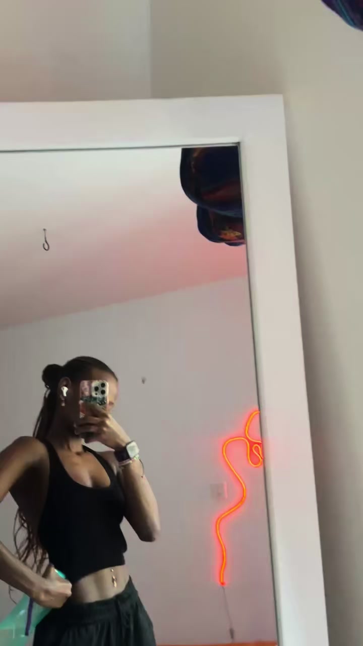 @Nina