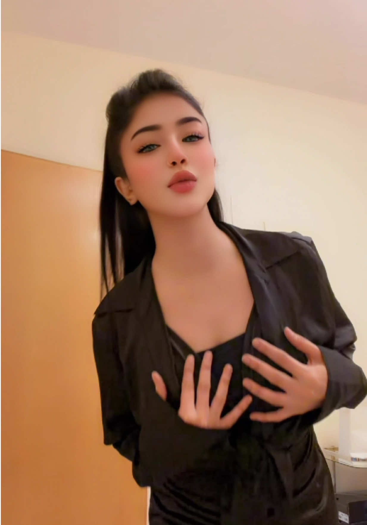 @Iqra ๐๏ธ