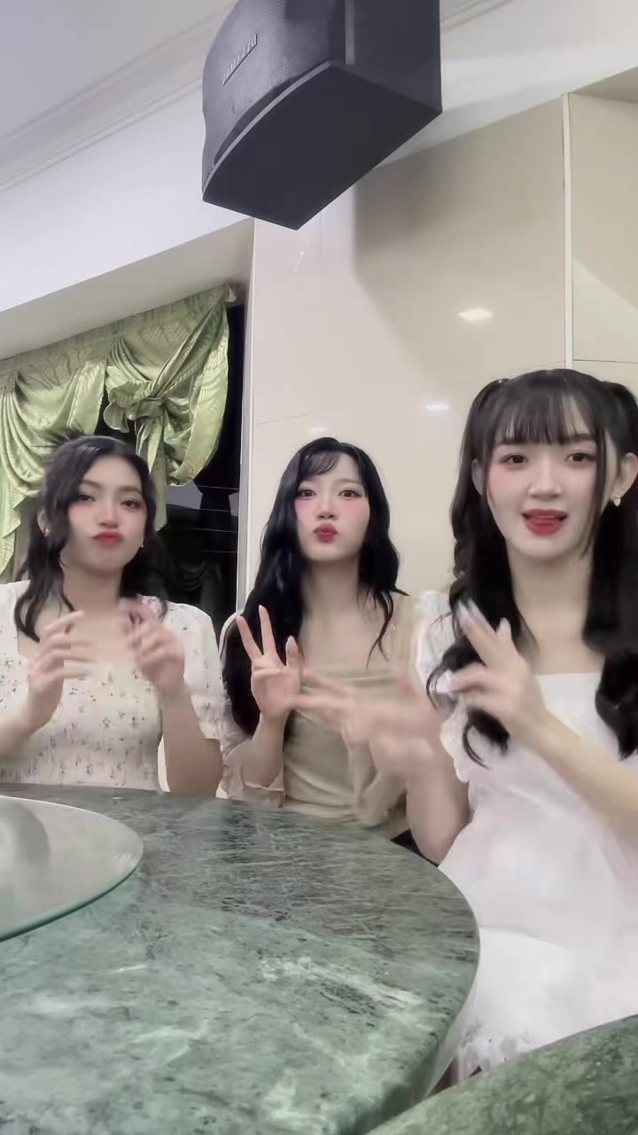 @jkt48 oshi
