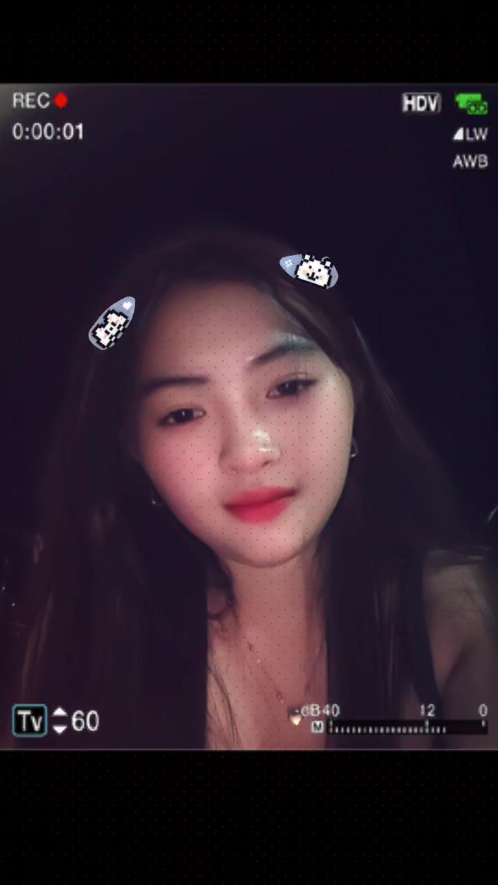 @lourilyn