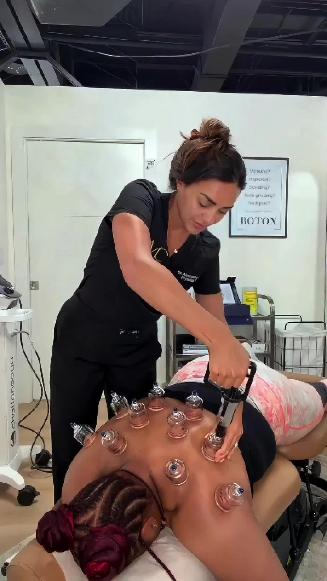 @Dr. Alessandra Colon