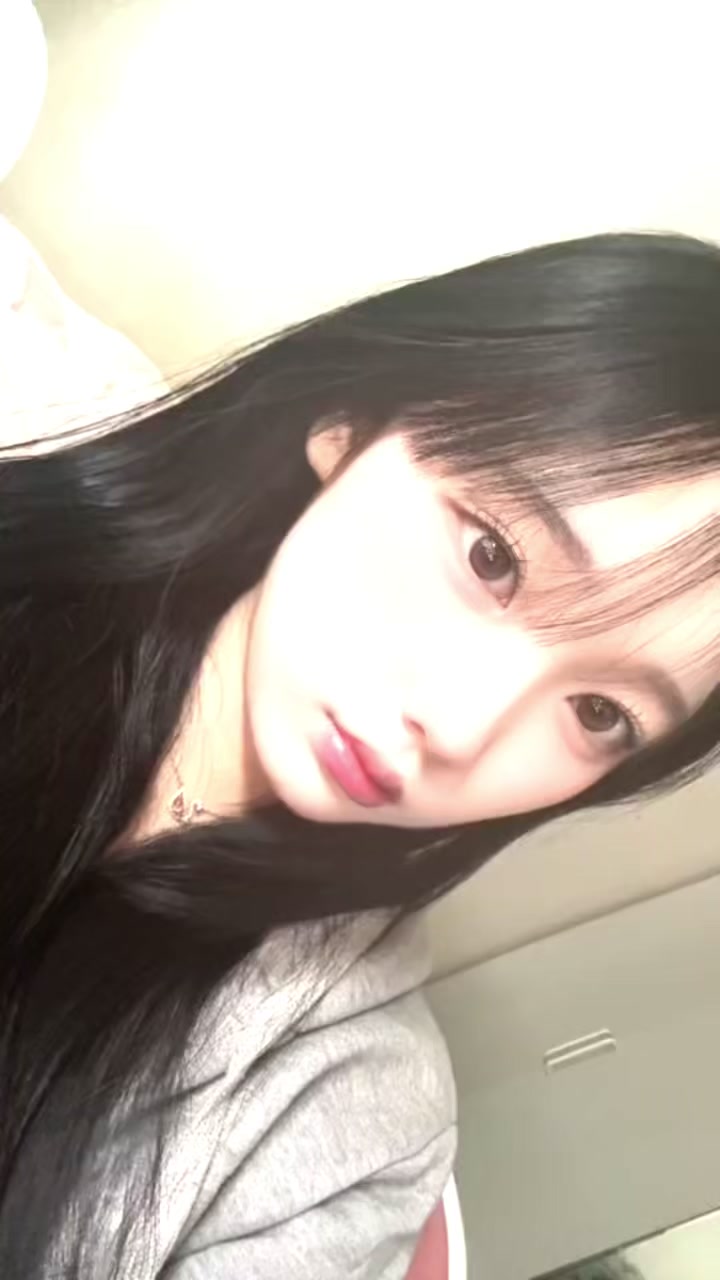 @아은