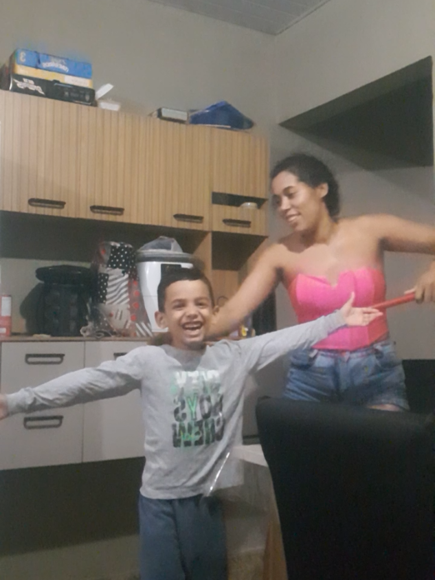 @Valeria  queiroz