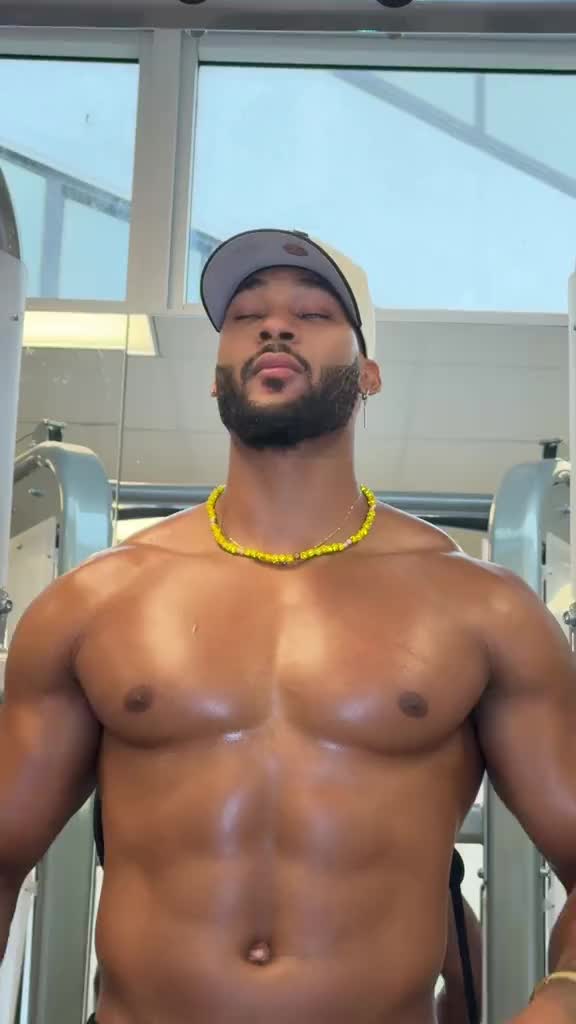 @ManuelLionFit