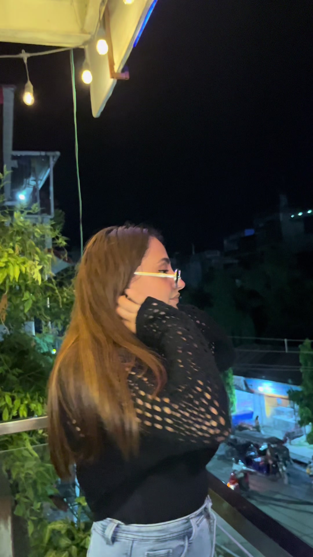 @Rozee