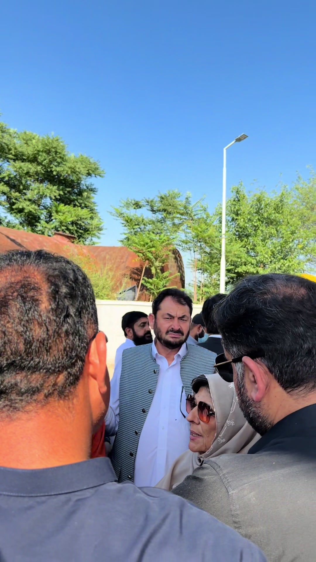 @Iqbal Afridi