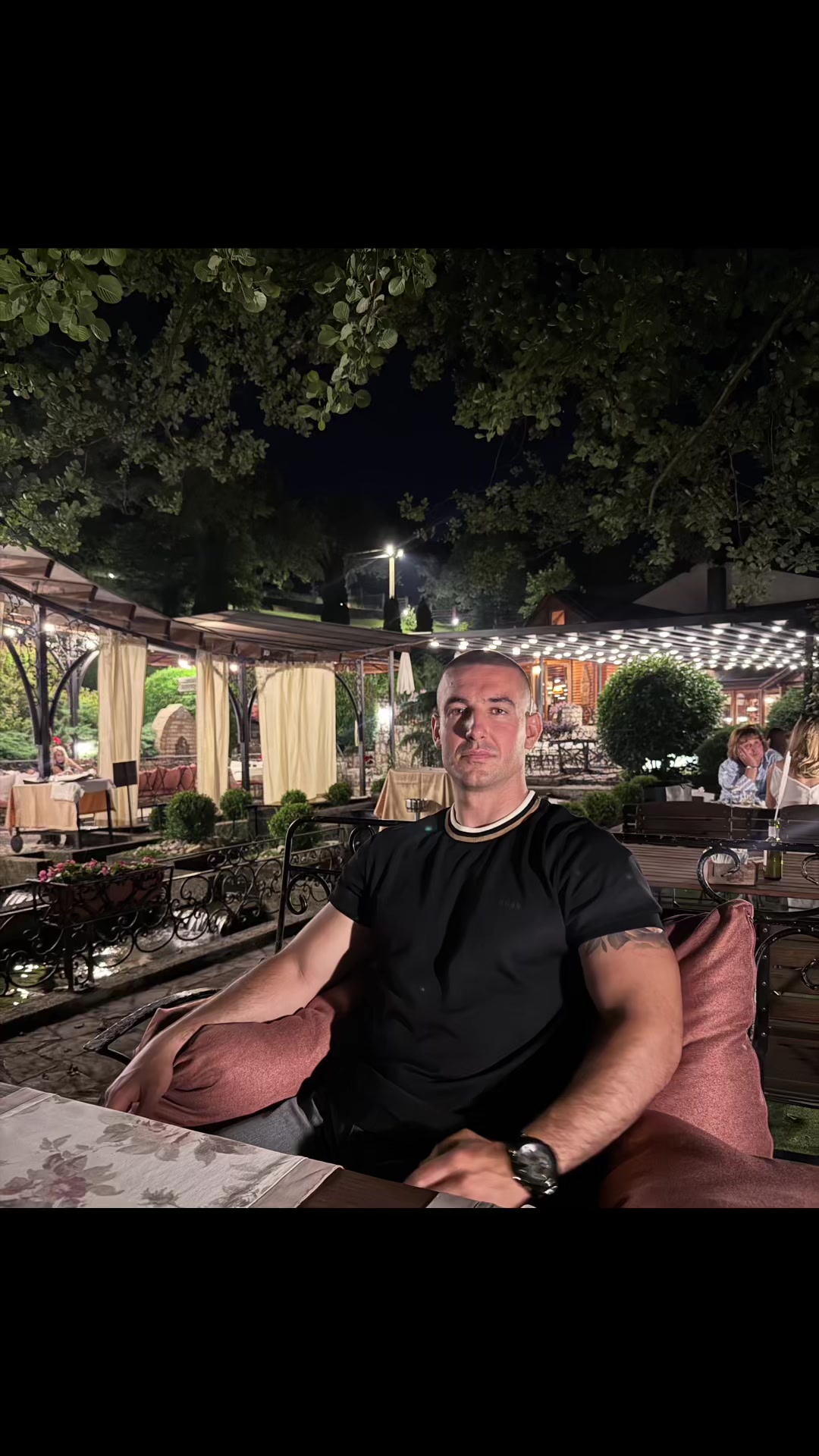 @Dejan Lalović