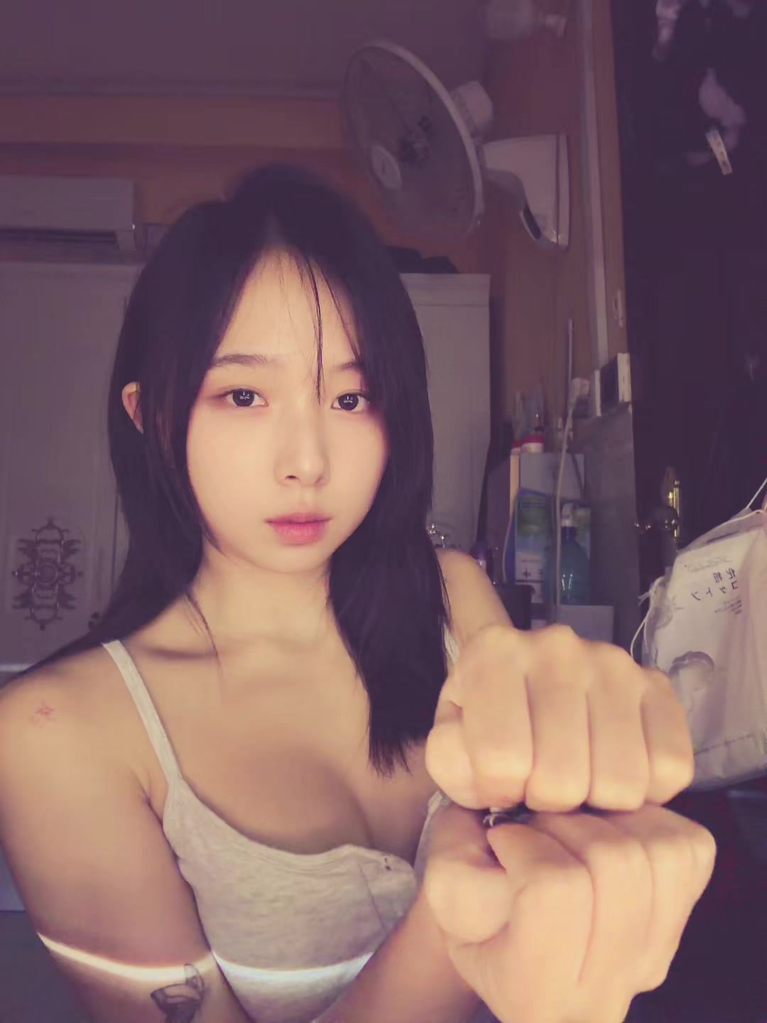@Emi Ly🐹ྀི