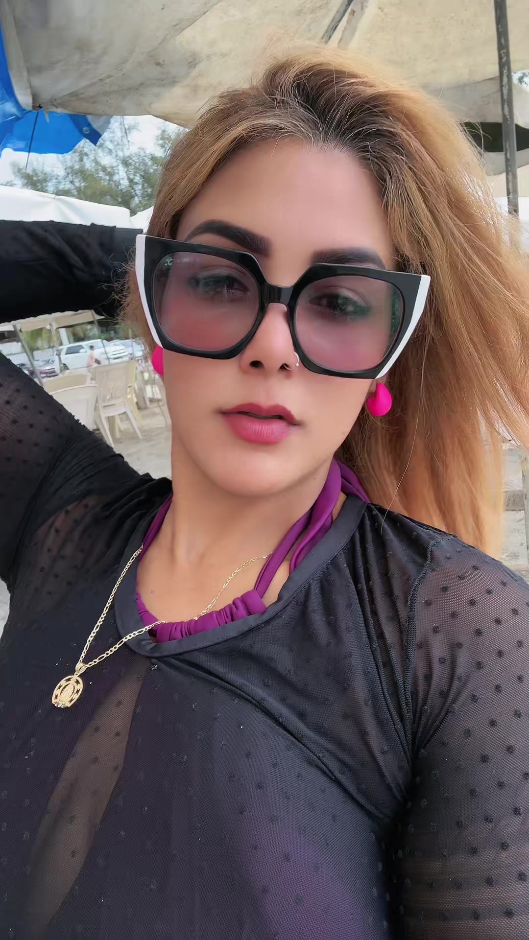 @Adelinaunika