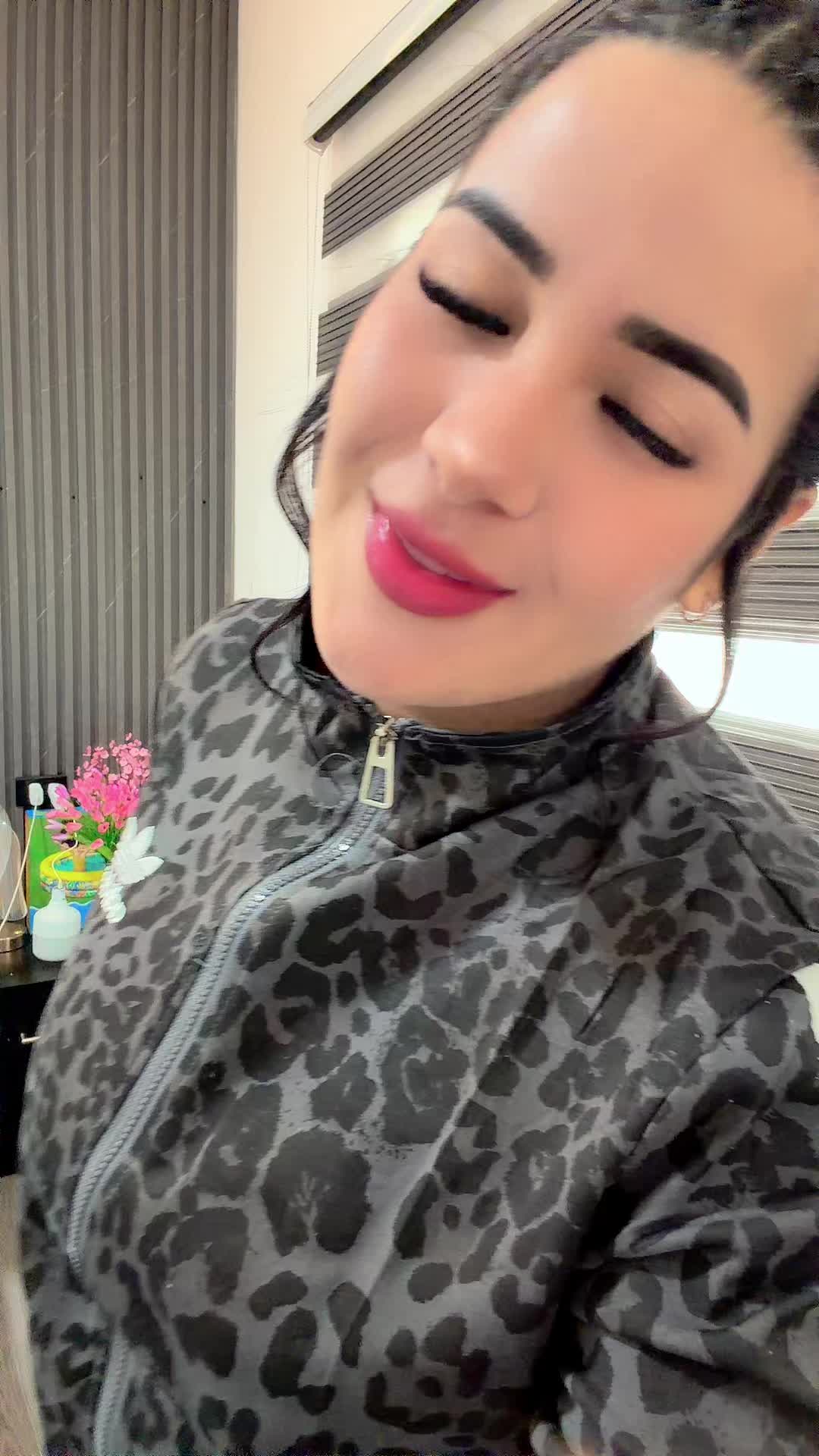 @monicaduran000