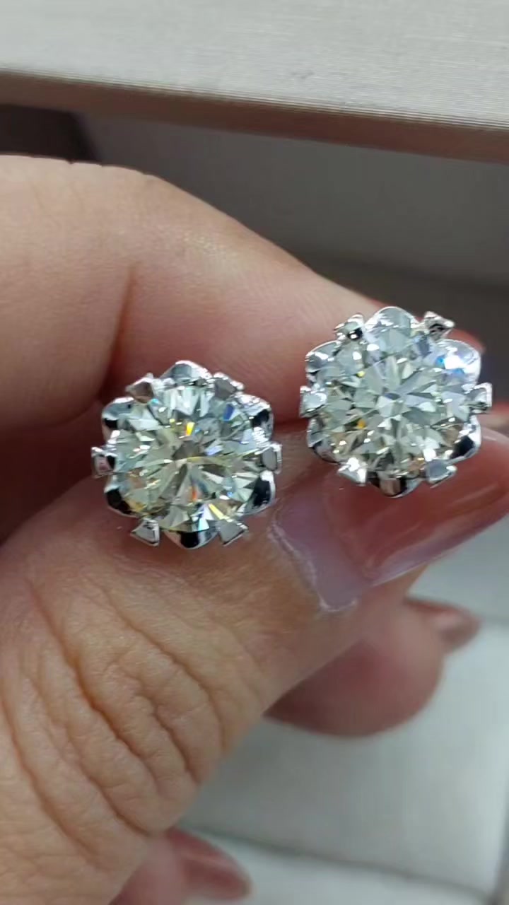 @Lae Thiri Aung Jewelry