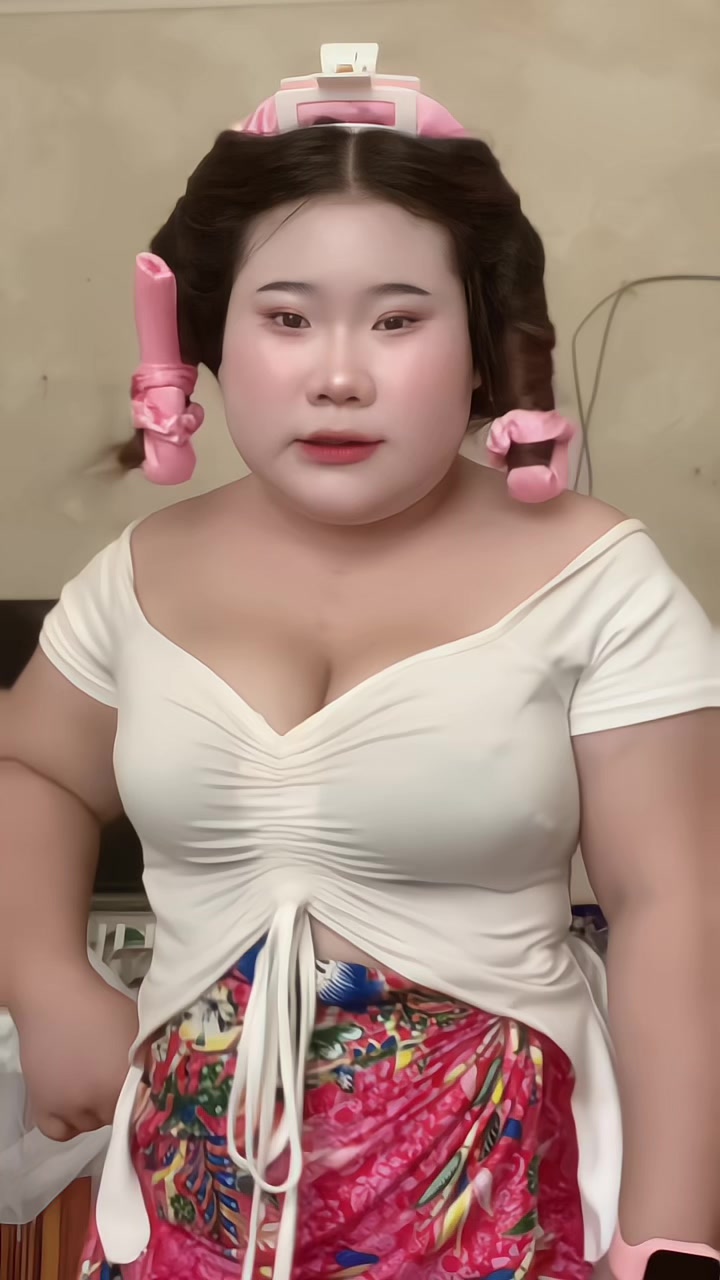 @ນີລາຢ່າງ