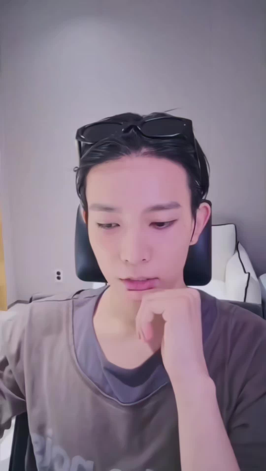 @🖤유우는에바니꺼❤(ride or die)