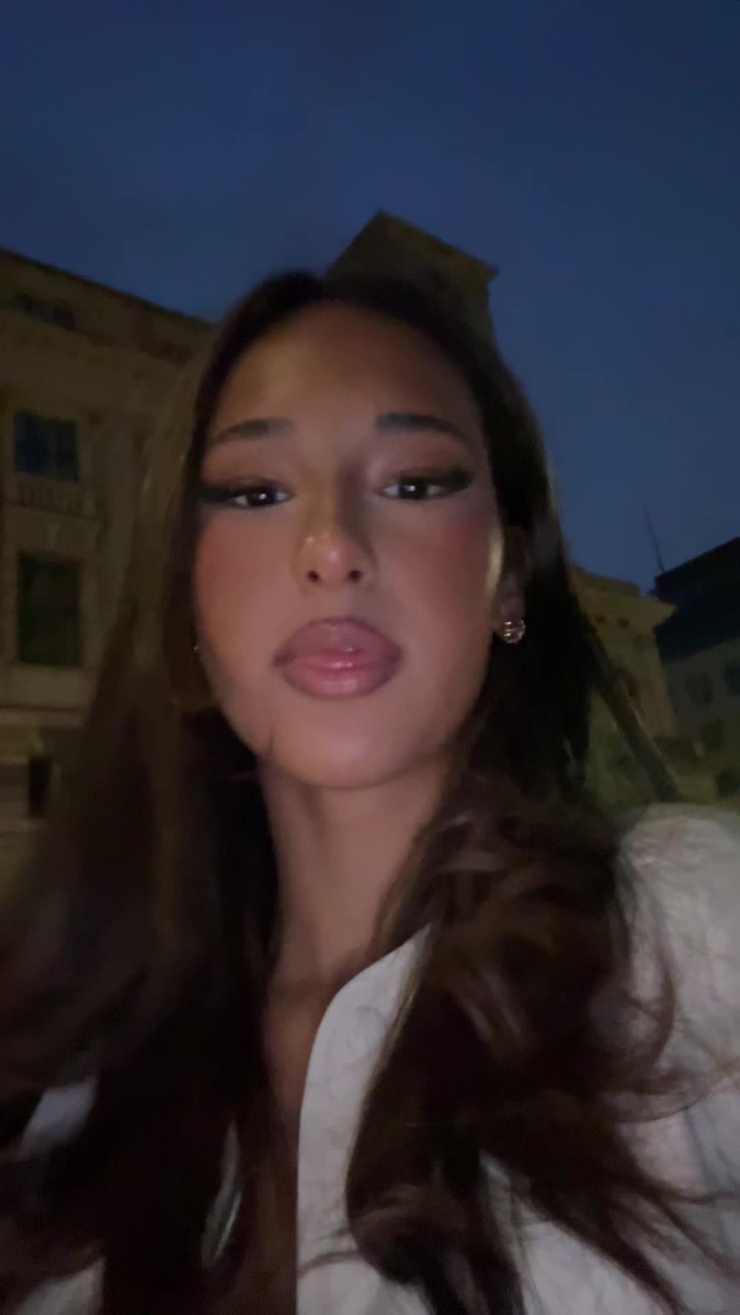 @juliaslva