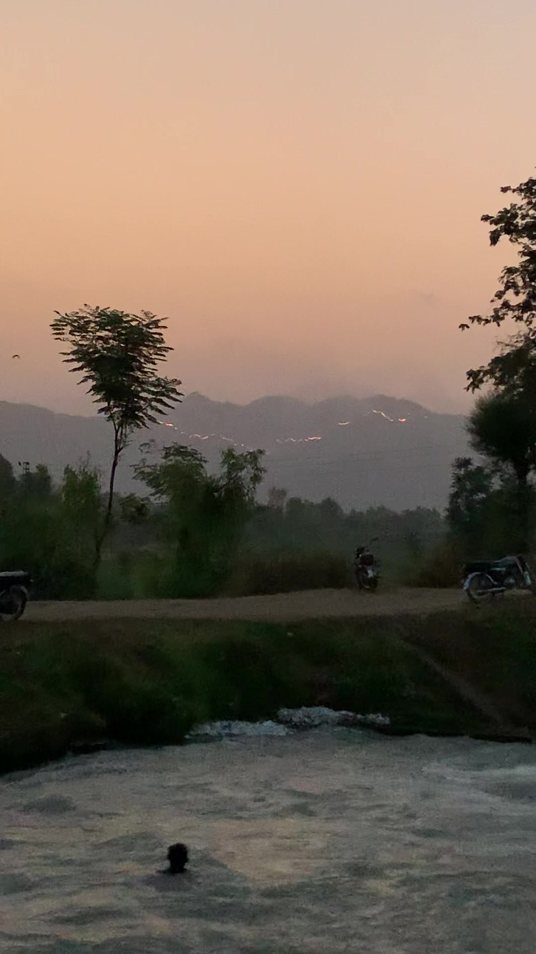 @حيران يم...