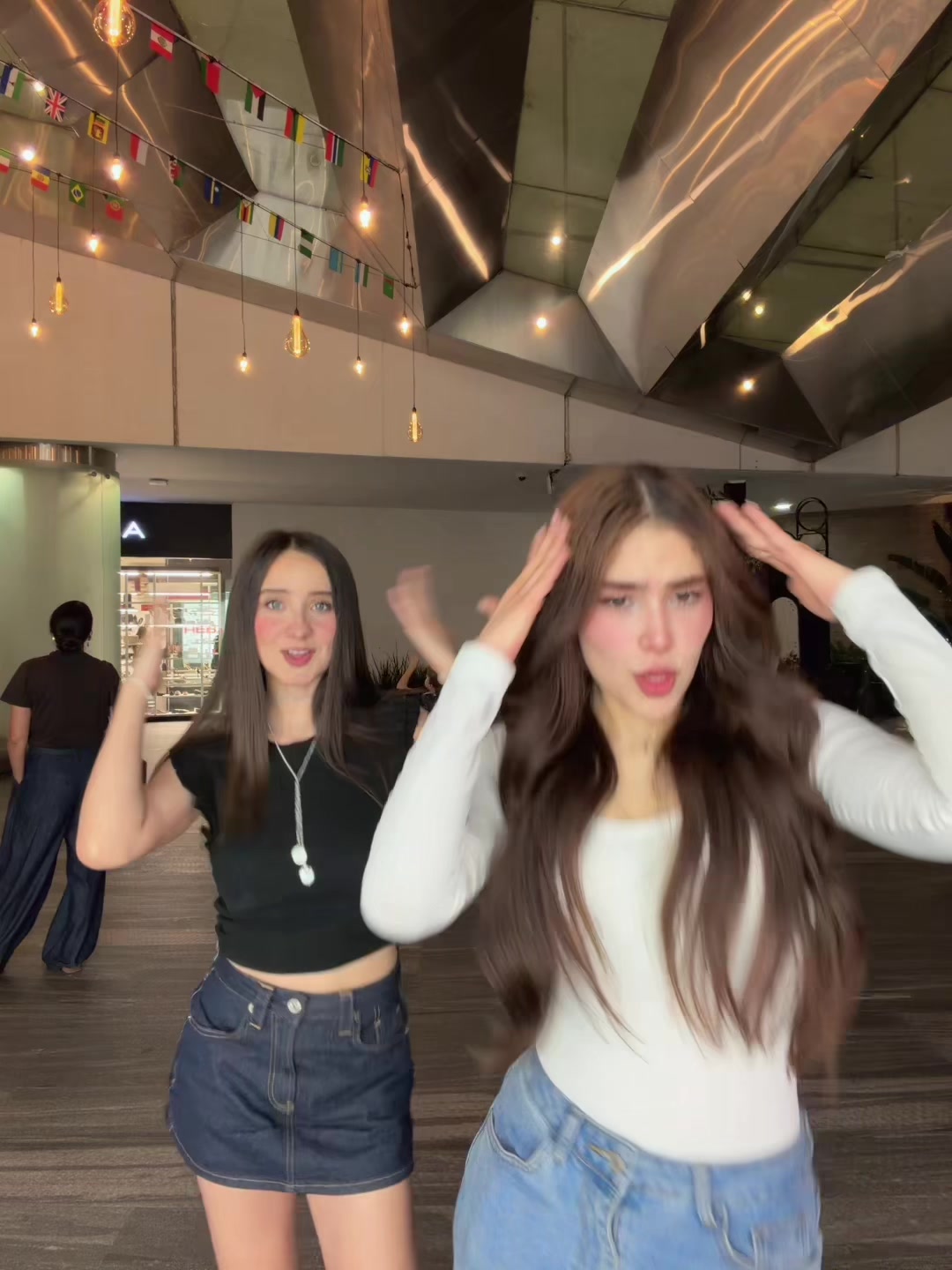 @Zaira