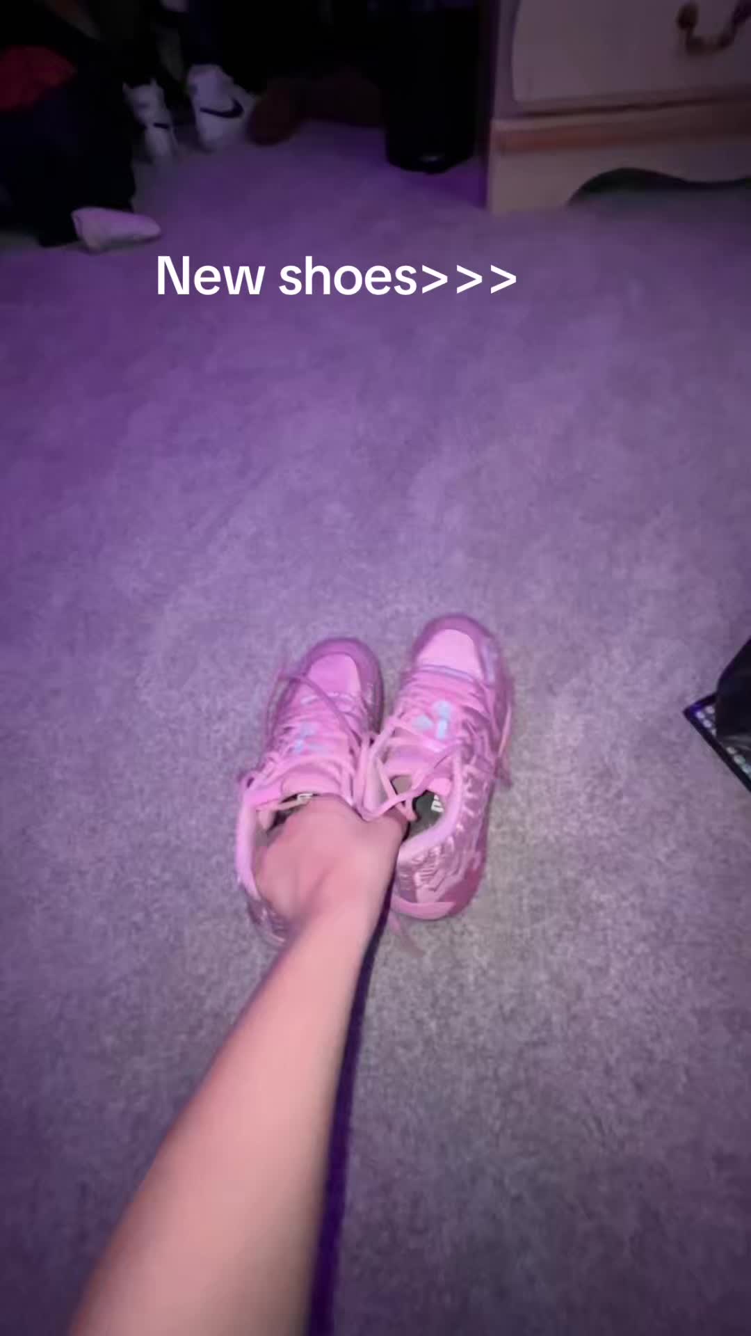 @averydayimshuffling76