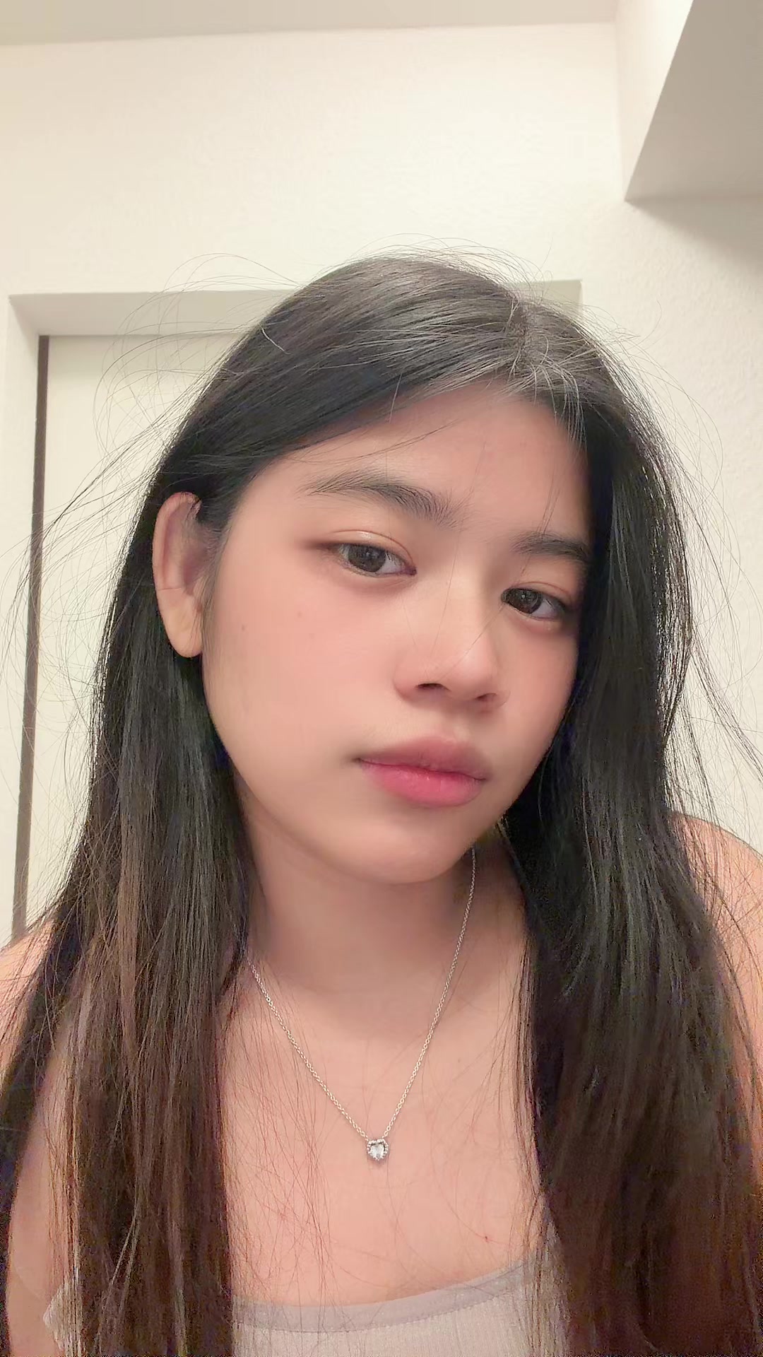 @愛𝗟𝗨𝗡𝗔.