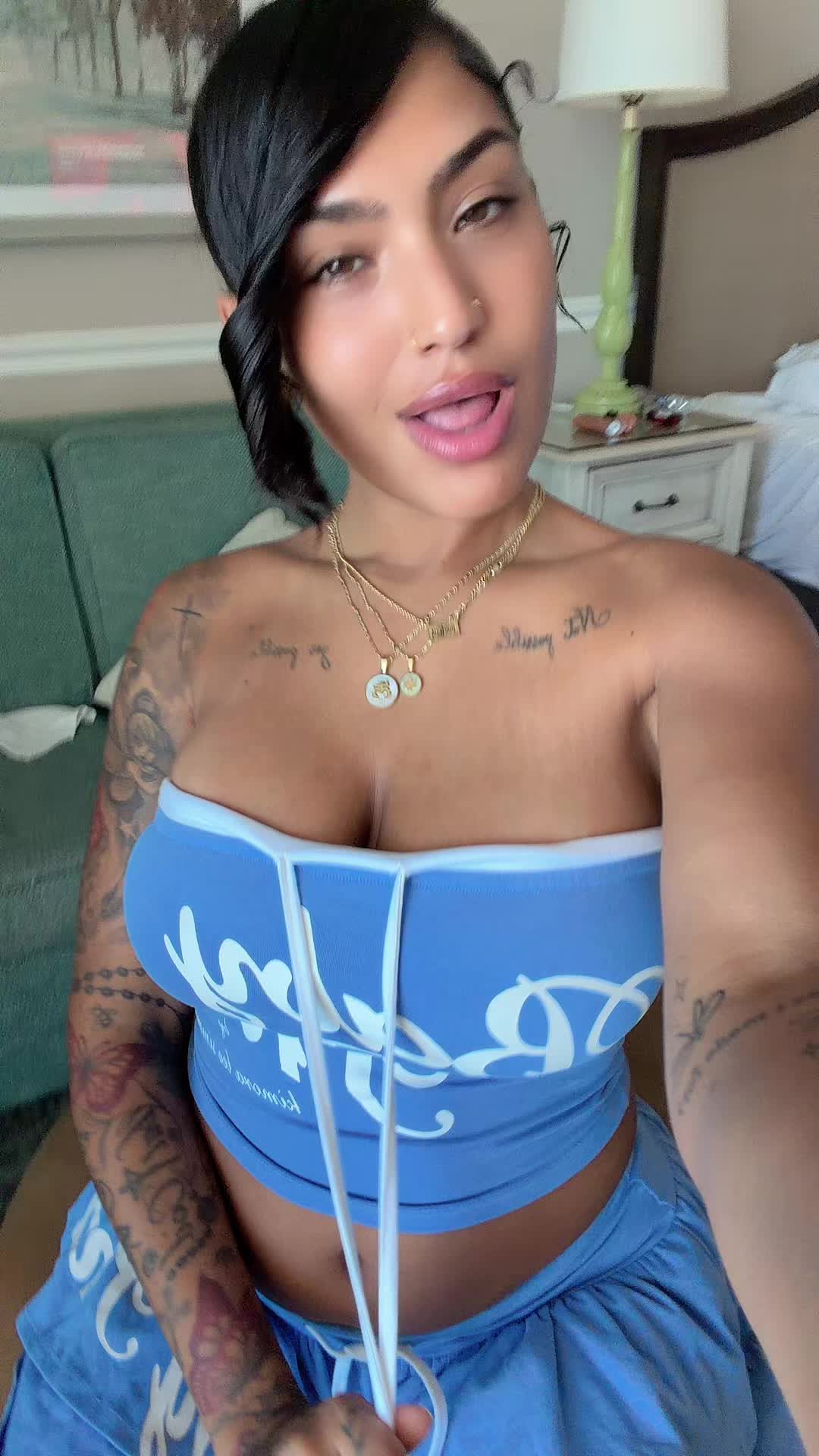 @aniyahalbino