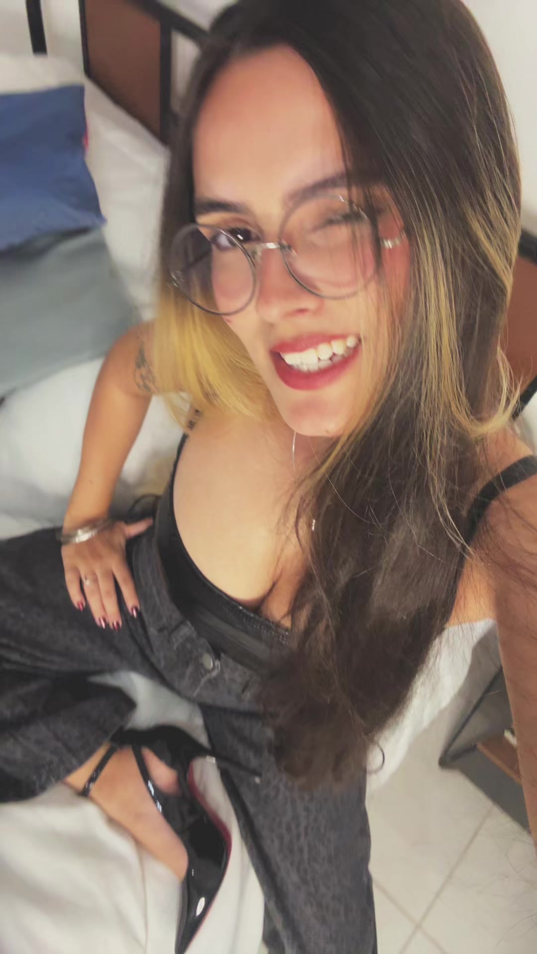 @Laispotonl