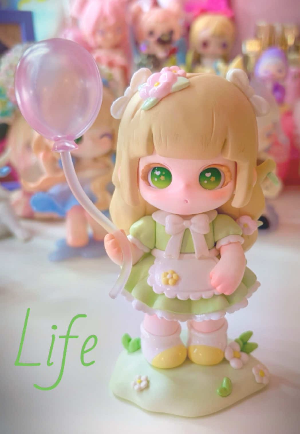 @LiittlePrettyThings