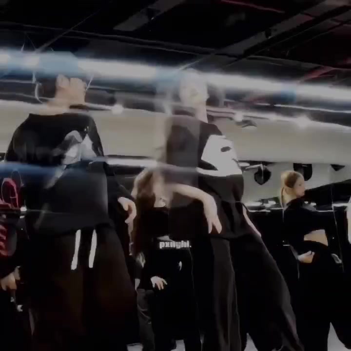 @pxnghii. l&agrave; mặt trời nhỏ~