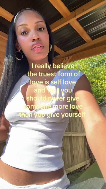 @rythefoxx