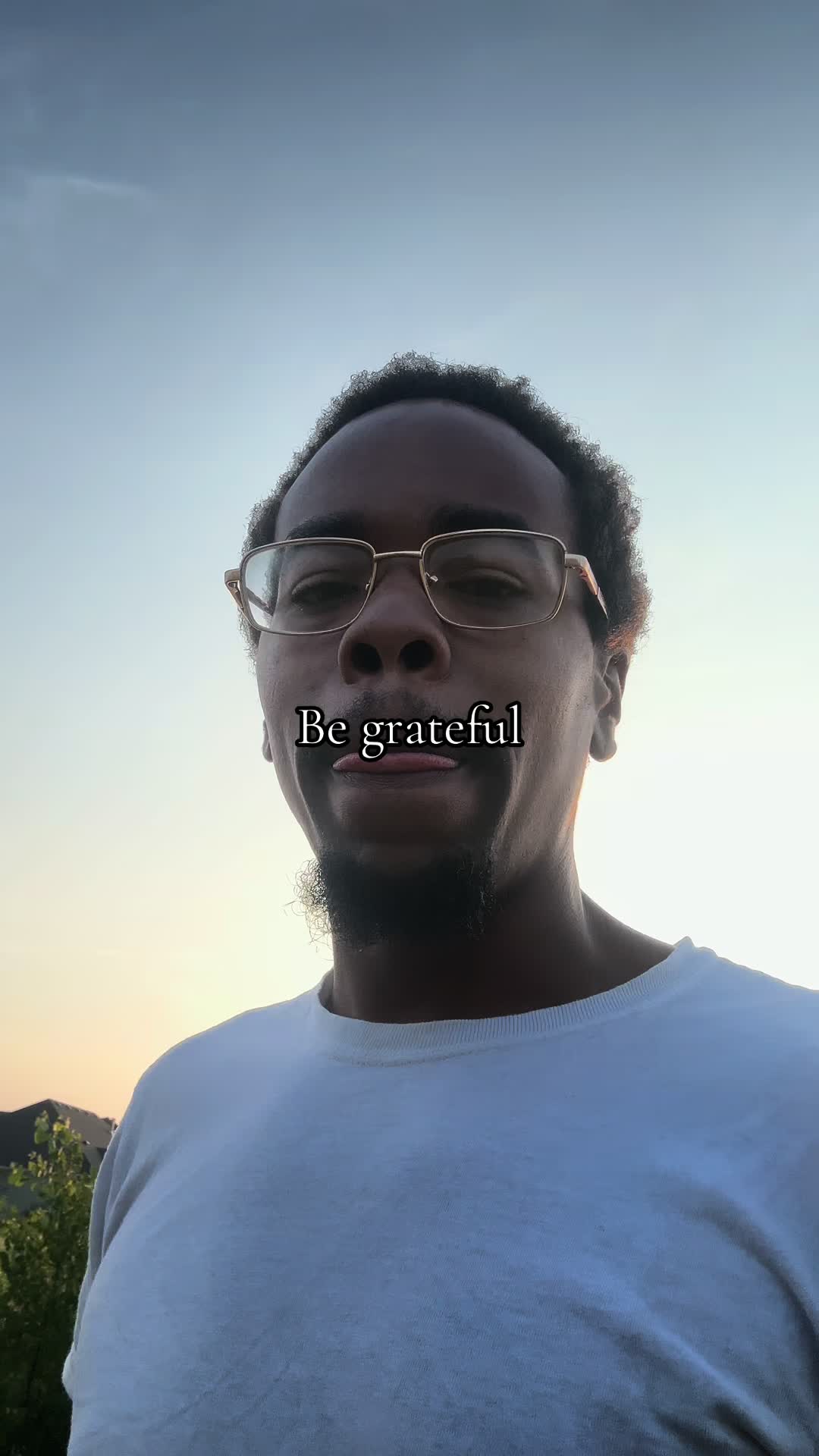 @TheFamousAr
