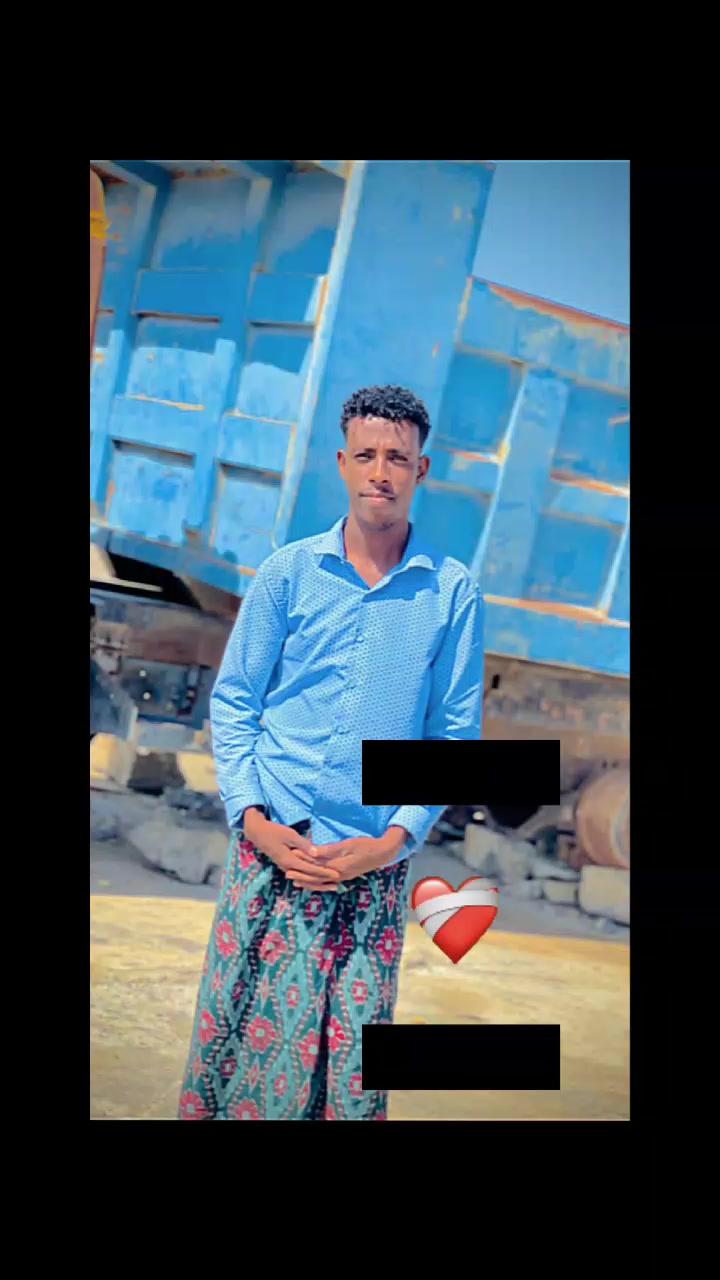 @Amoyti Dawwe🦒✍️🥀