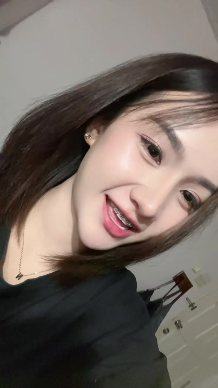 @เนยหลิน ปาณิสรา.