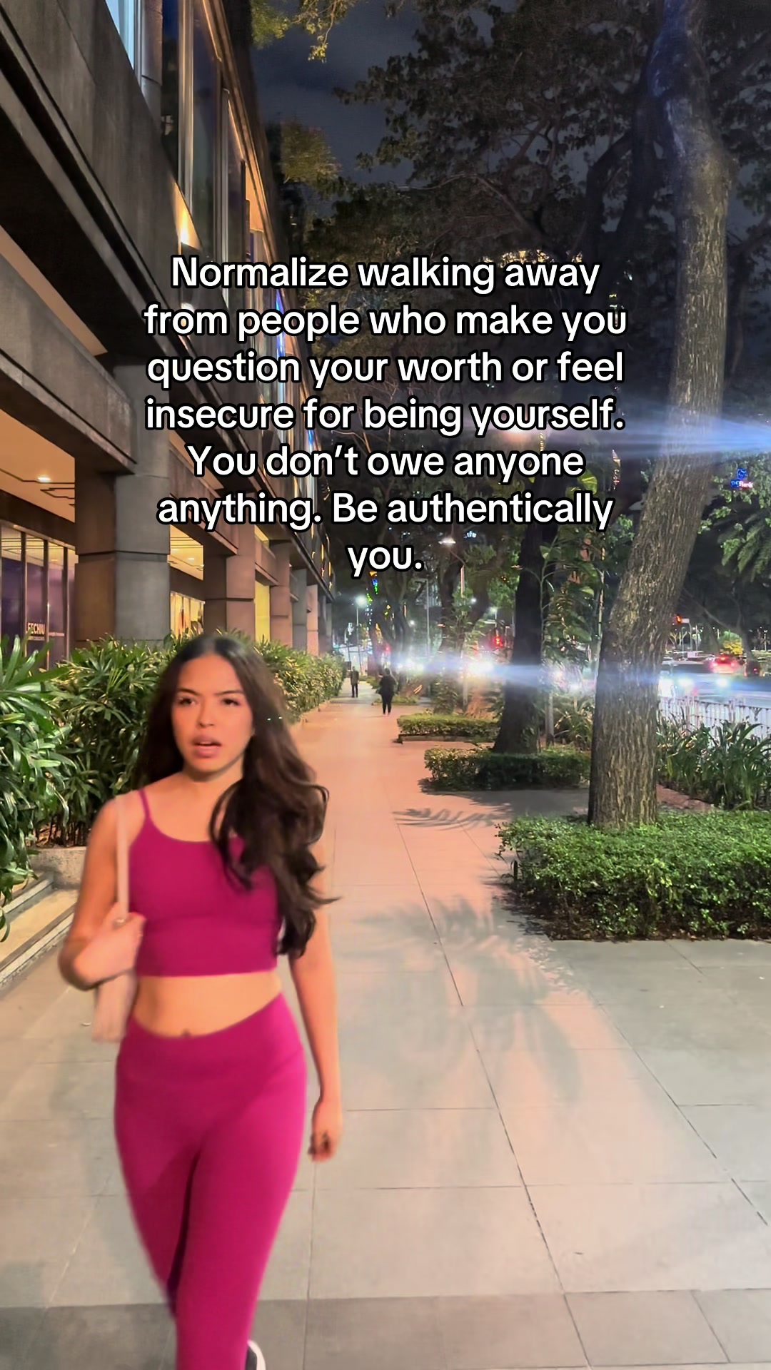 @IAMANONAS