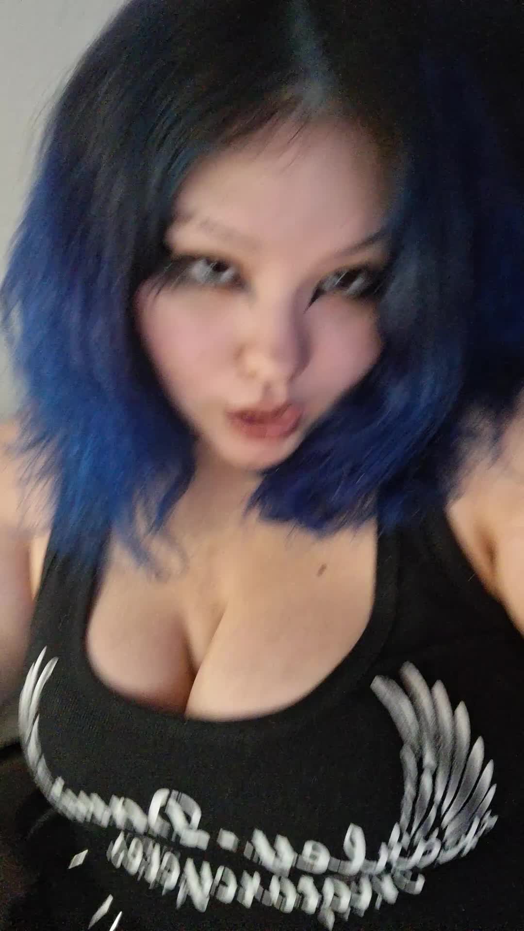 @Mel <3