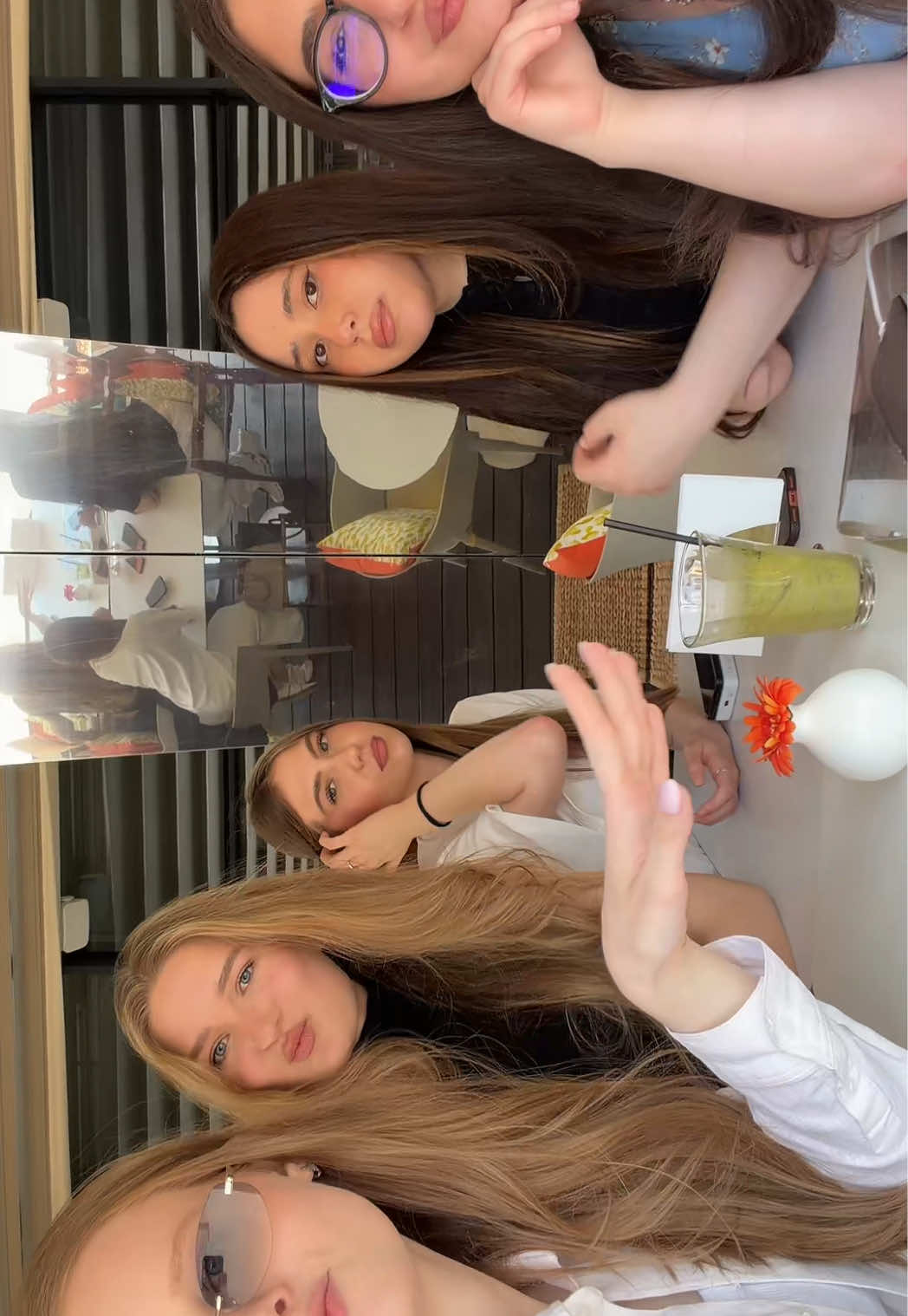 @Polina Lomova