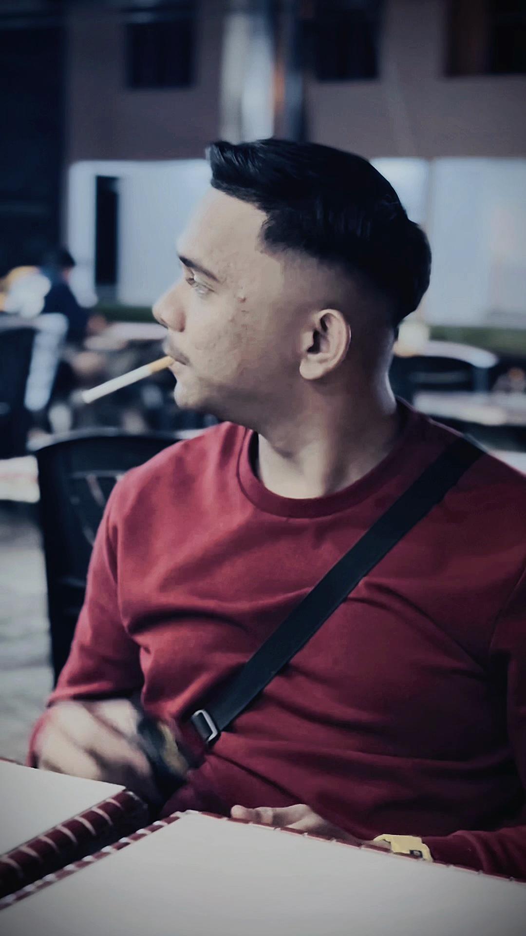 @𝒦 1 🧬