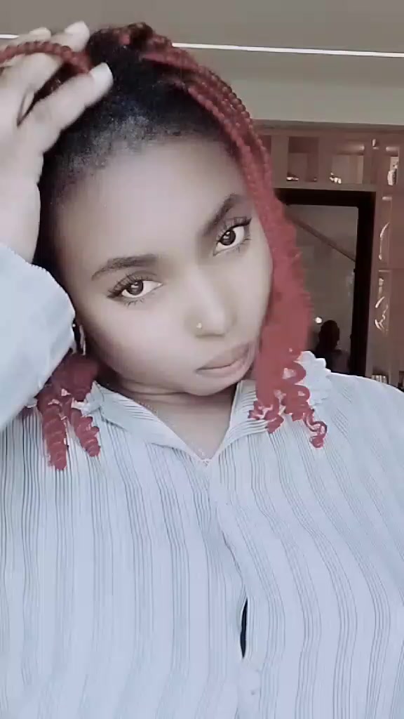 @╰┈➤💜pretty babe 💜💜