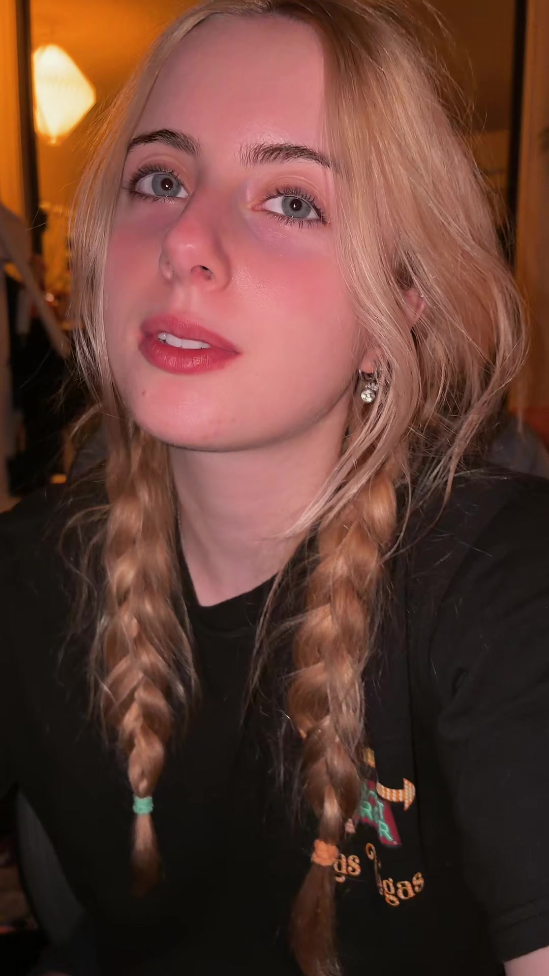 @Kr1ssee