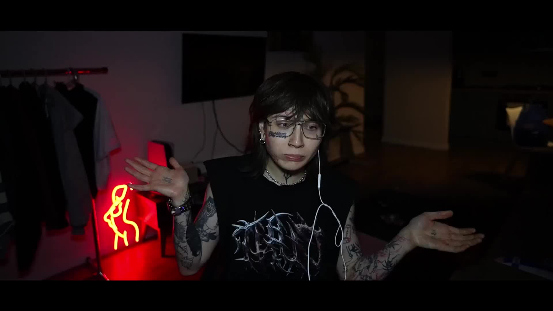 @^Viksa.Vi^