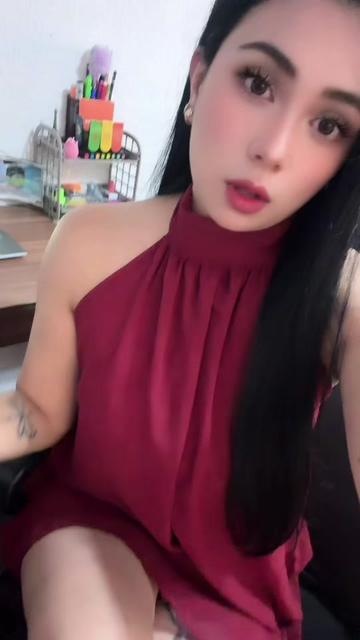 @JACQUELINE MRUBIO 🍒