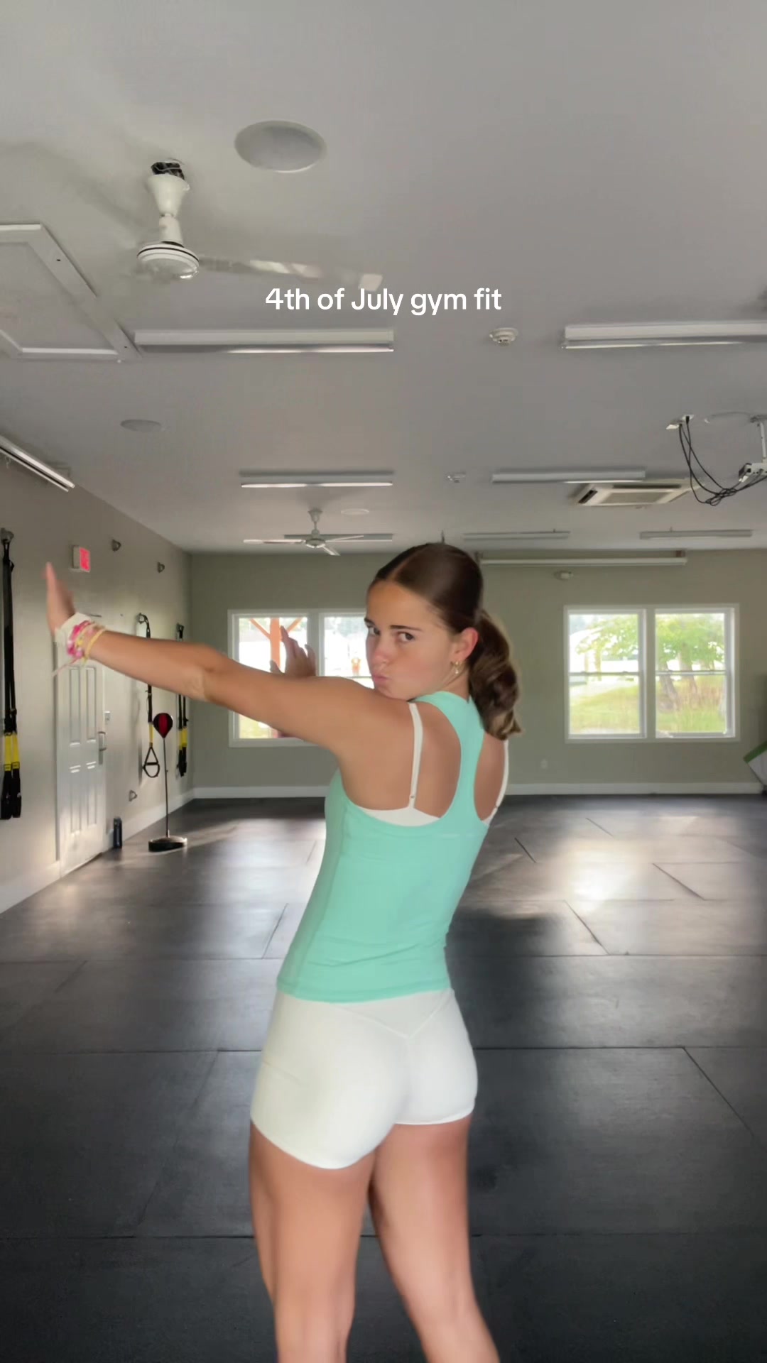 @bellaaa
