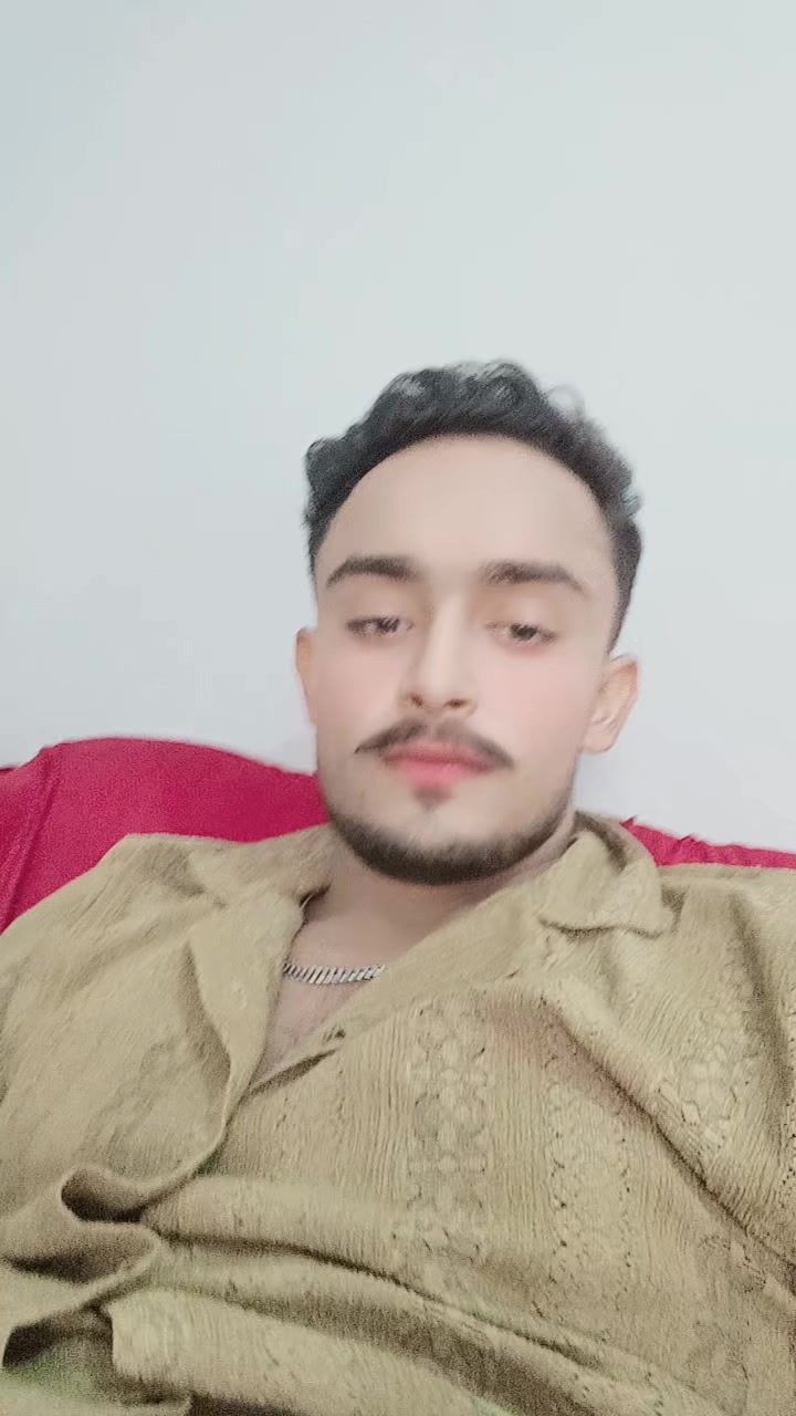 @𓆩🗿AWAIS RAجPUT🪽𓆪