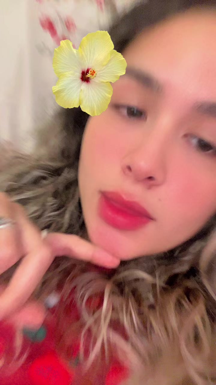 @Jennifer Lorrana 🐝