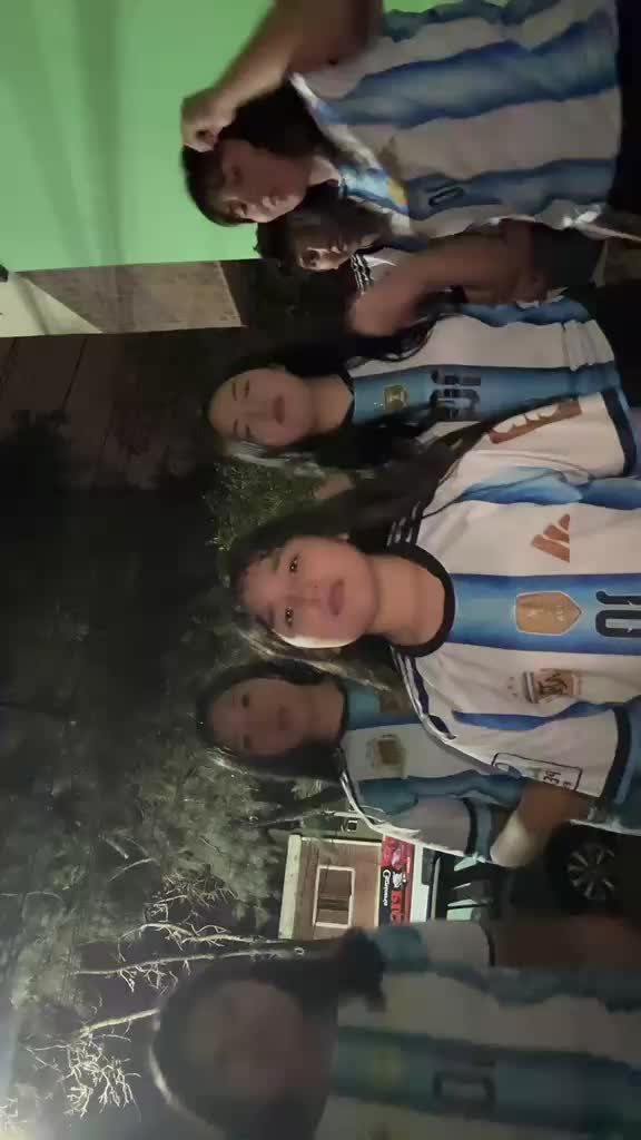 @Abril Flores