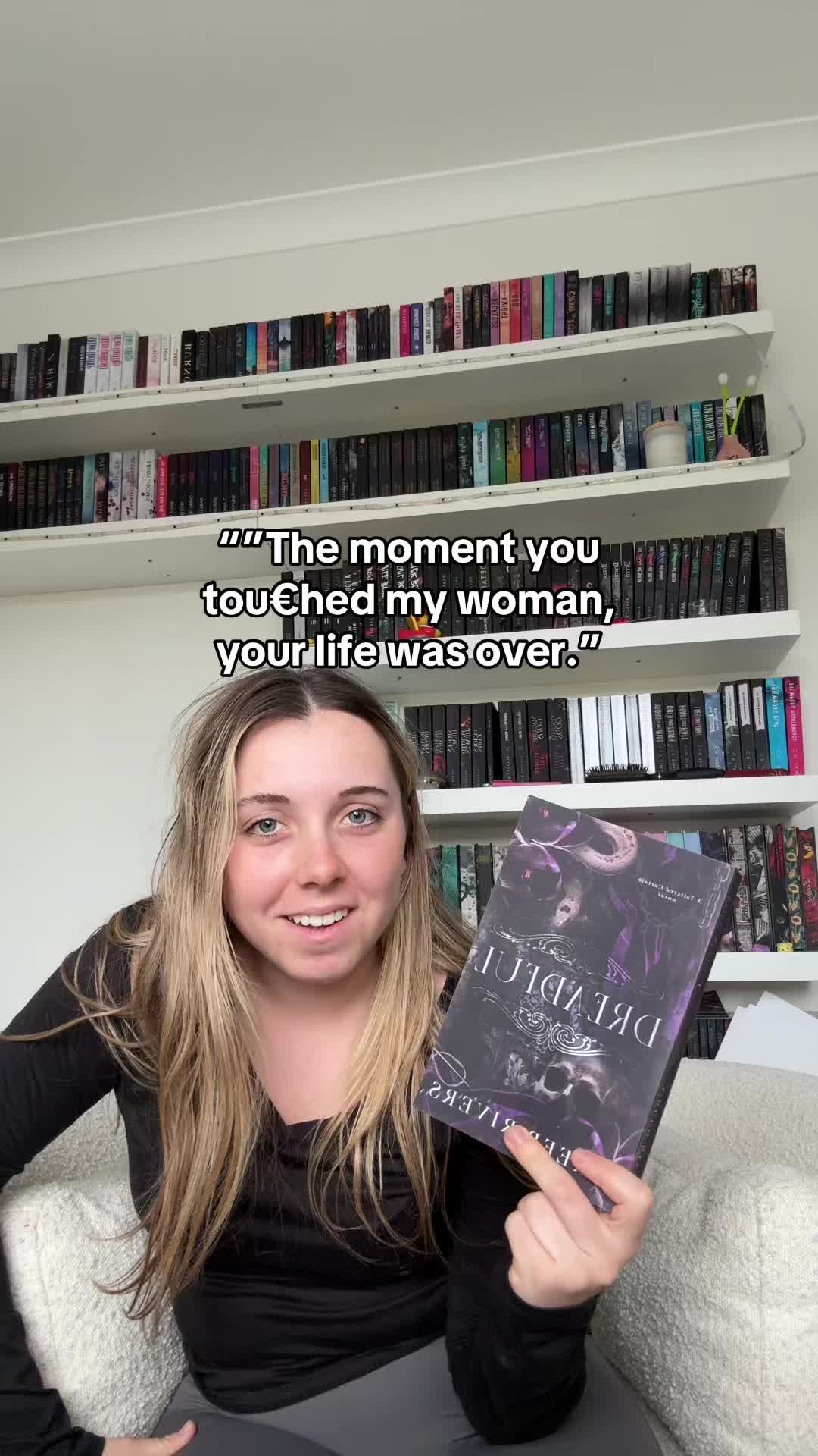@Livv.Reads