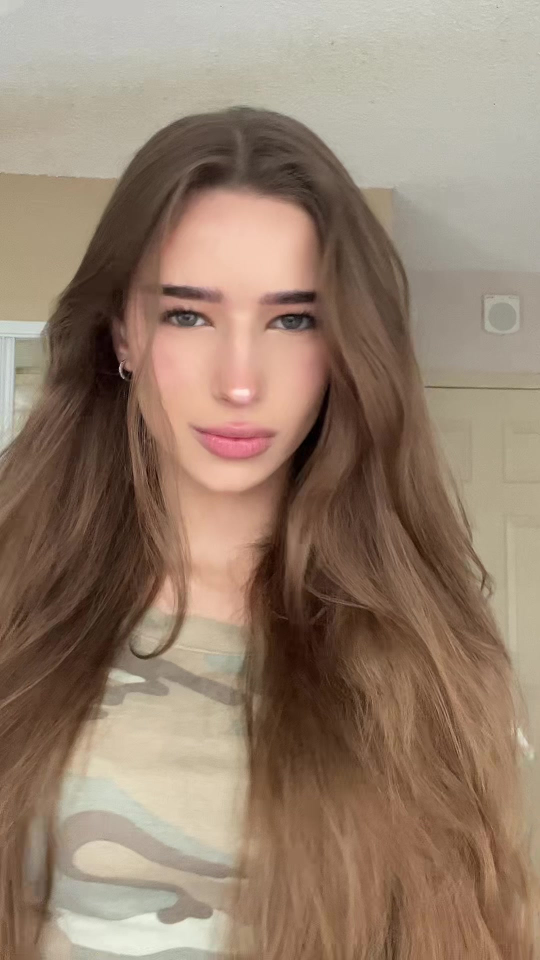 @lizka