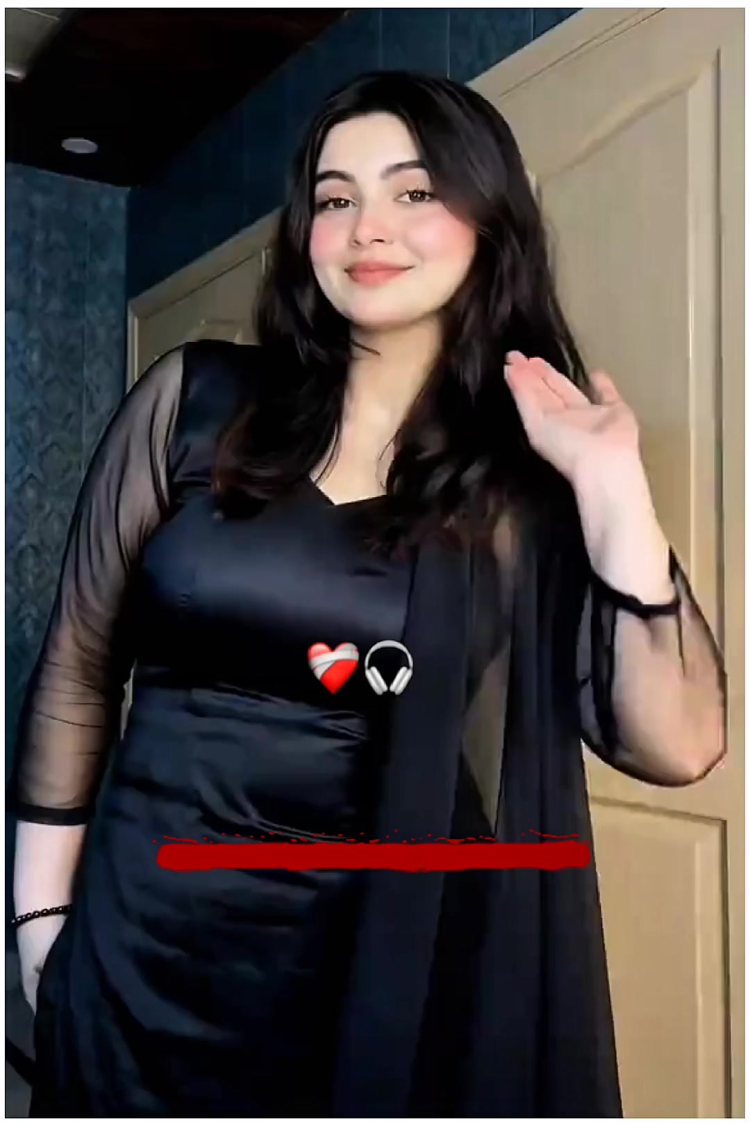 @LaIba