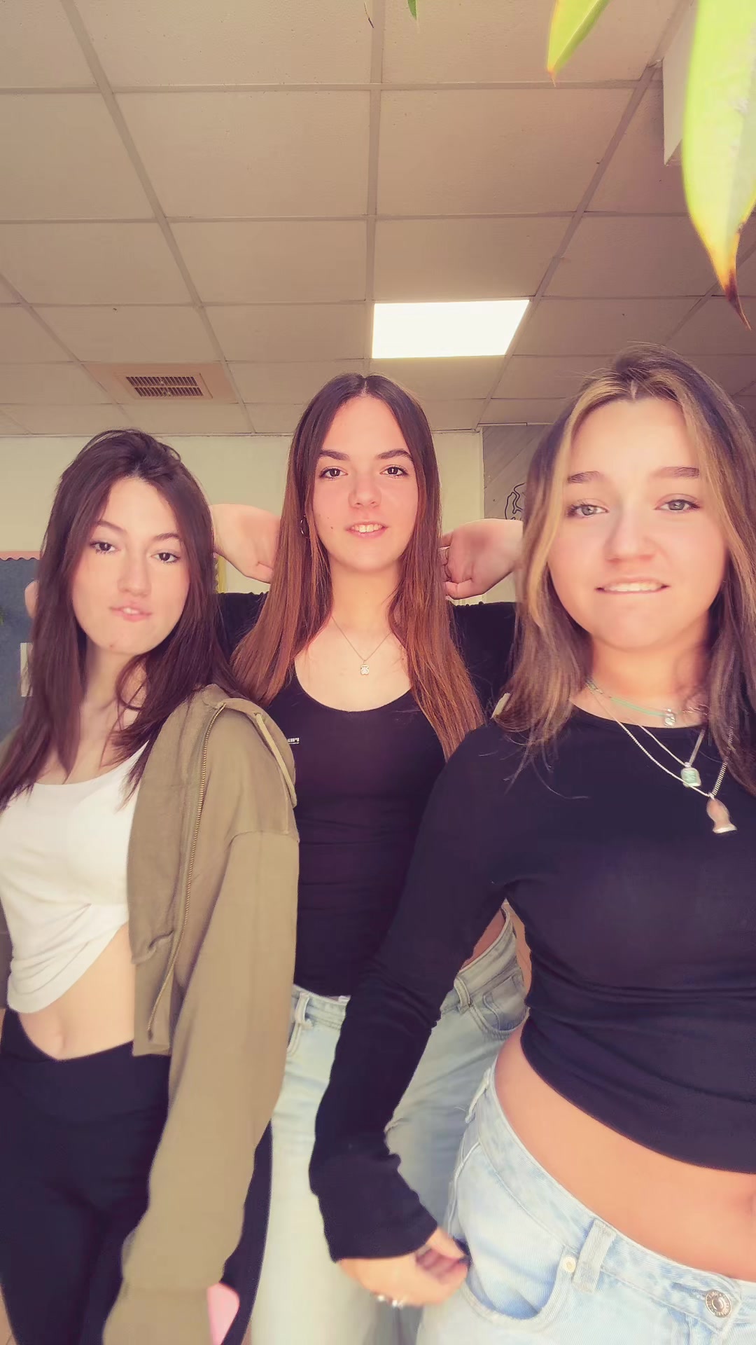 @tismonetOotisem