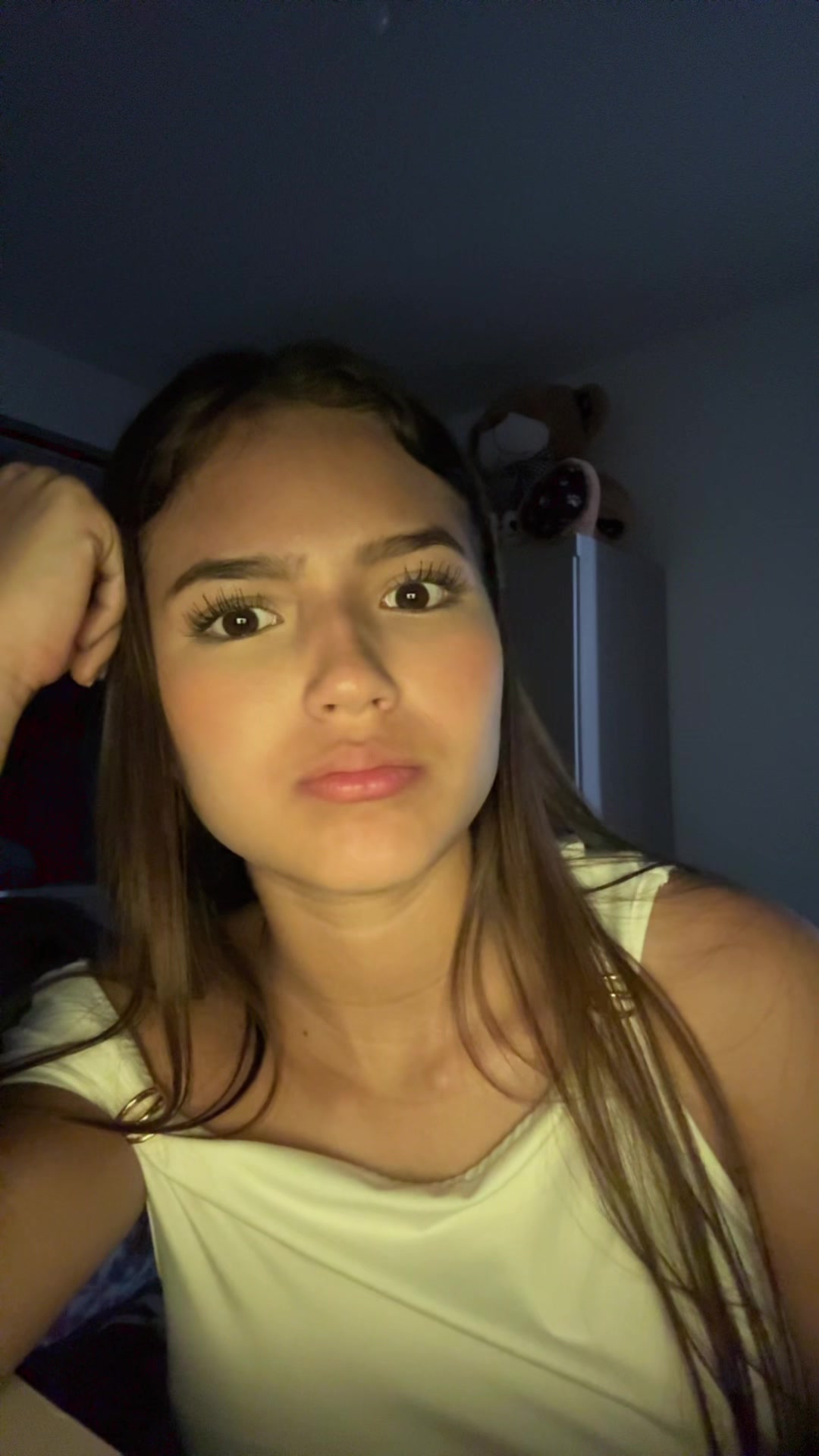 @Valxntina