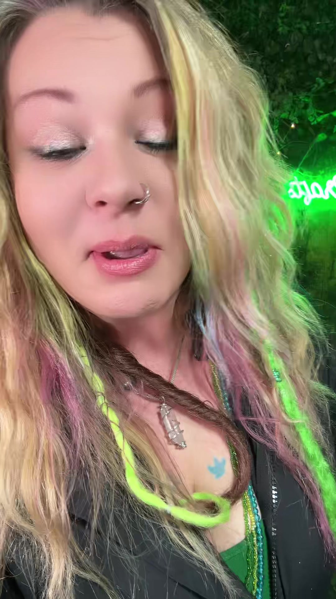 @DropDeadKirri